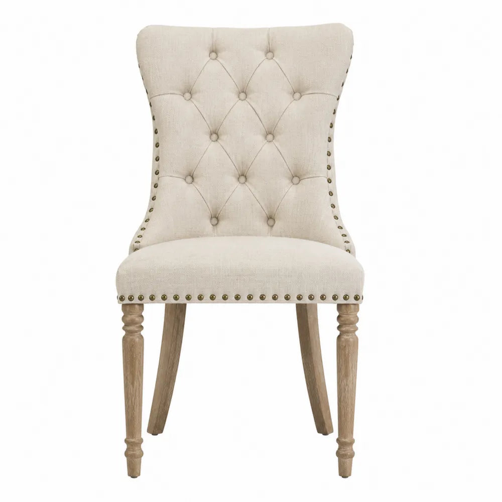 Sedia da pranzo imbottita 50 x 60 x 95 cm in tessuto poliestere beige con schienale trapuntato gambe in legno naturale e borchie oro